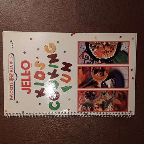 vtg. recipe books - Picture 2 of 8